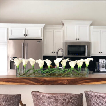 Cachepô de vidro Casa Moderna com Lírios-brancos (Calla)