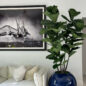 Vaso Globo Azul com Fiddle Leaf Fig