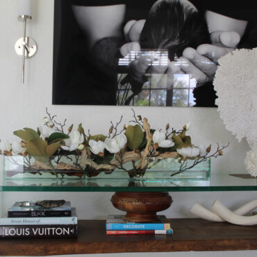 Cachepô de vidro Casa Moderna com Magnólias Brancas