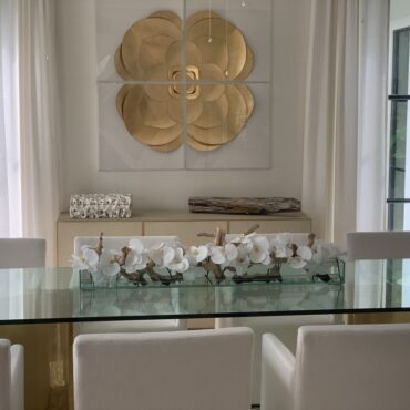 Cachepô de vidro Casa Moderna com Orquídeas Brancas