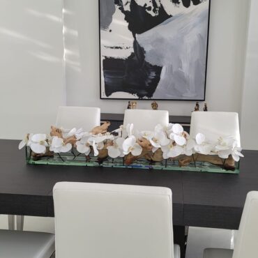 Cachepô de vidro Casa Moderna com Orquídeas Phalaenopsis Brancas