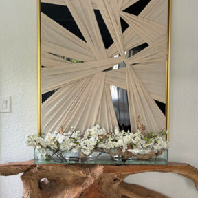 Vaso de Vidro Casa Moderna com Flores de Cerejeira