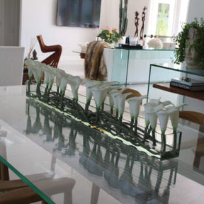 Cachepô de vidro Casa Moderna com Lírios-brancos (Calla)