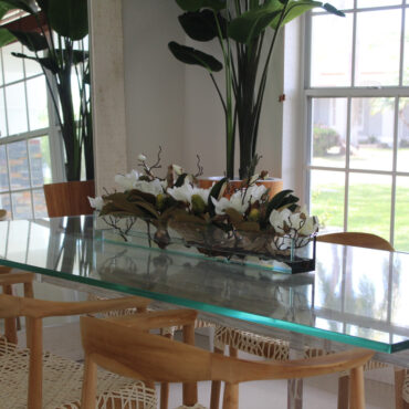 Cachepô de vidro Casa Moderna com Magnólias Brancas