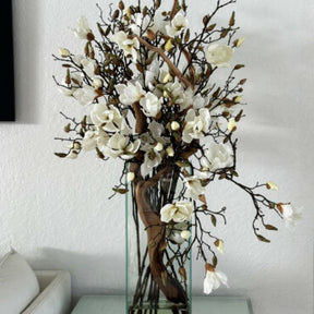 Magnólias Brancas em Vaso Casa Moderna