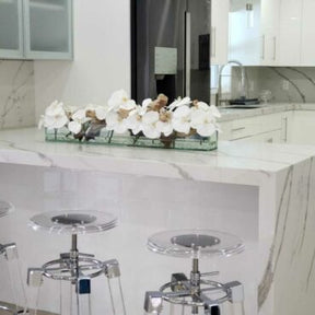 Cachepô de vidro Casa Moderna com Orquídeas Phalaenopsis Brancas