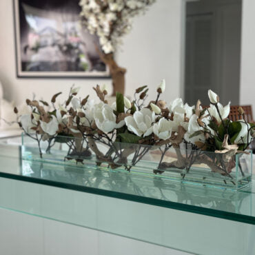 Cachepô de vidro Casa Moderna com Magnólias Brancas